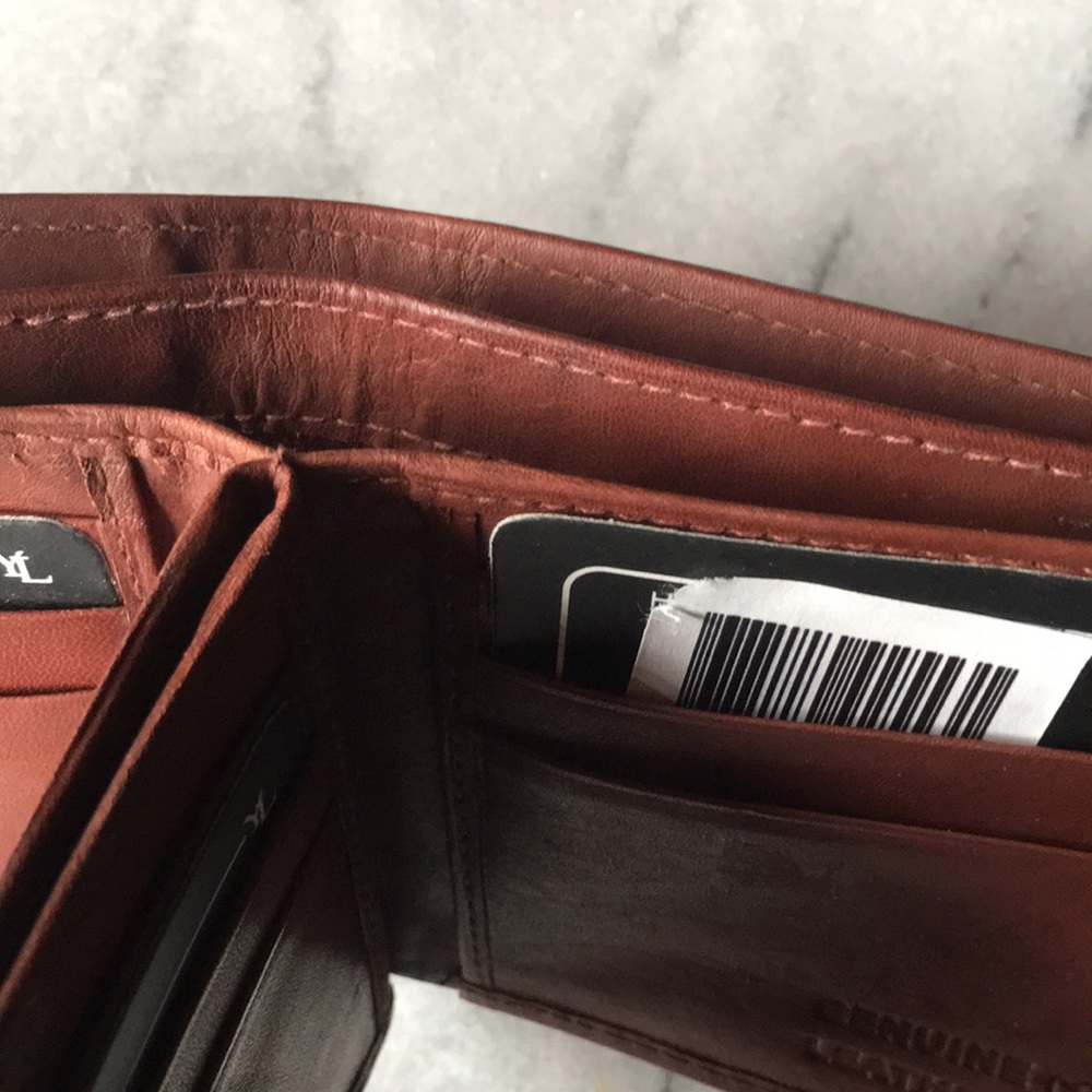 New* Saddle Brown Leather Wallet - Picture 14 of 16